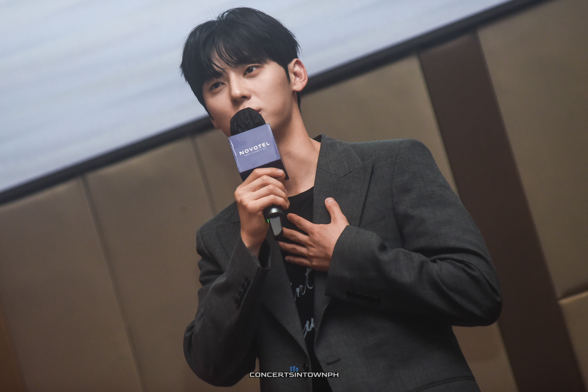 PHOTOS: Hwang Min Hyun ‘Unveil in Manila’ Press Conference